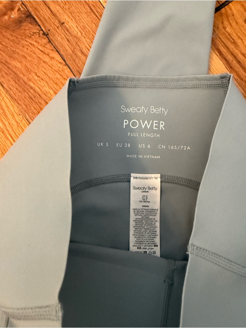 Sweaty Betty light blue leggings - Picture 3 of 8